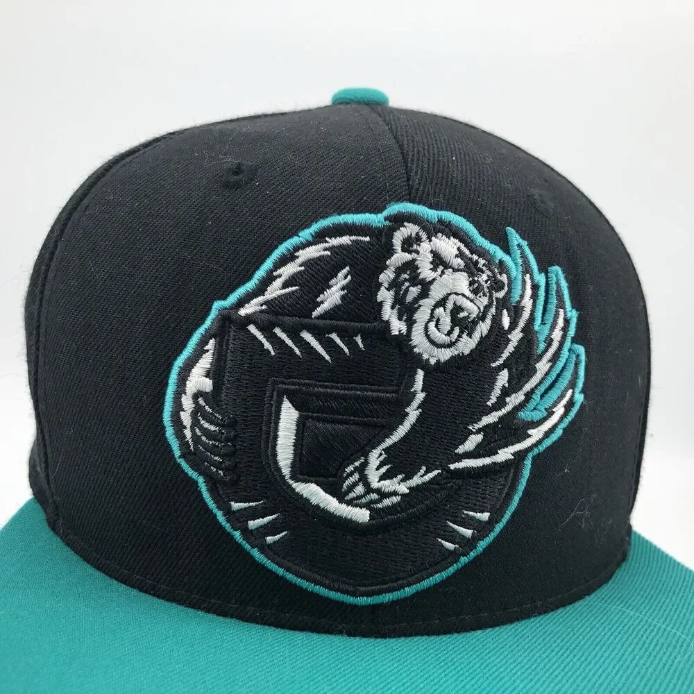 Vancouver Grizzlies Hat Cap Mitchell & Ness Embroidered NBA Snapback Black Green